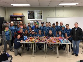 NJHS organizes candy collection for the troops