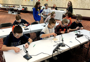 DMS Students Attend Maker Faire Rochester